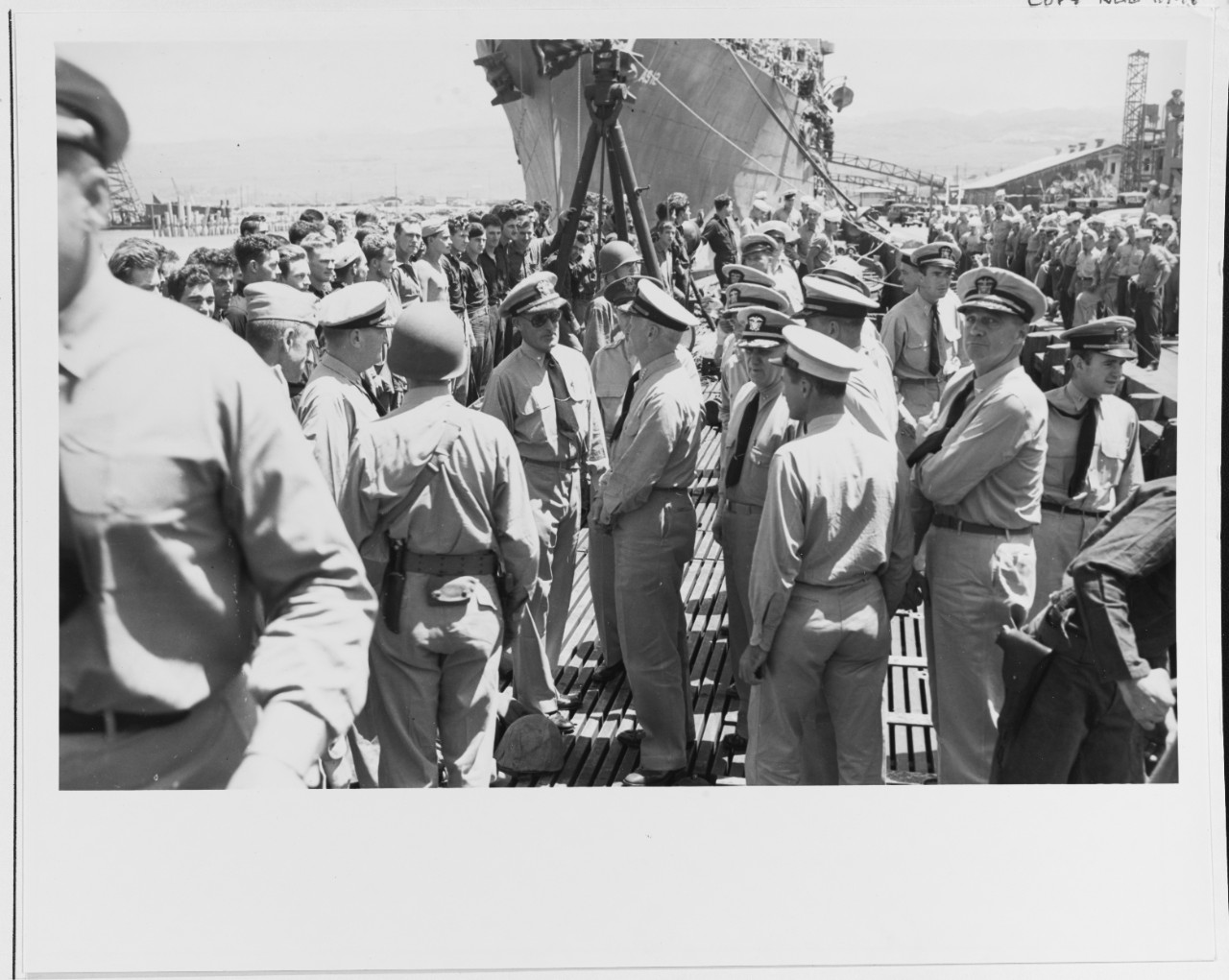 Photo #: 80-G-11733  Makin Island Raid, August 1942