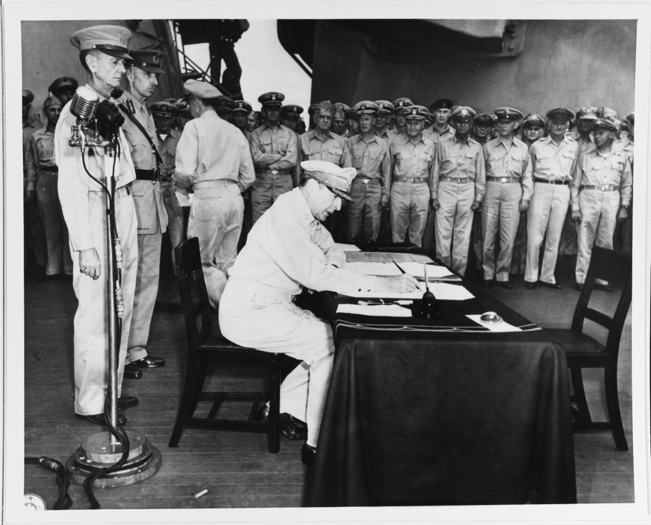 Photo #: SC 211872  Surrender of Japan, Tokyo Bay, 2 September 1945