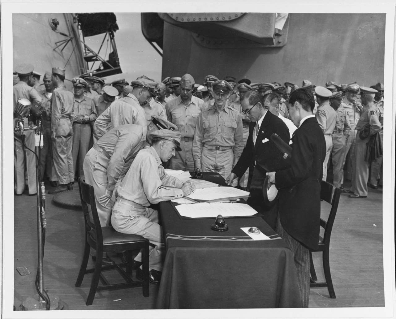 Photo #: SC 212246  Surrender of Japan, Tokyo Bay, 2 September 1945
