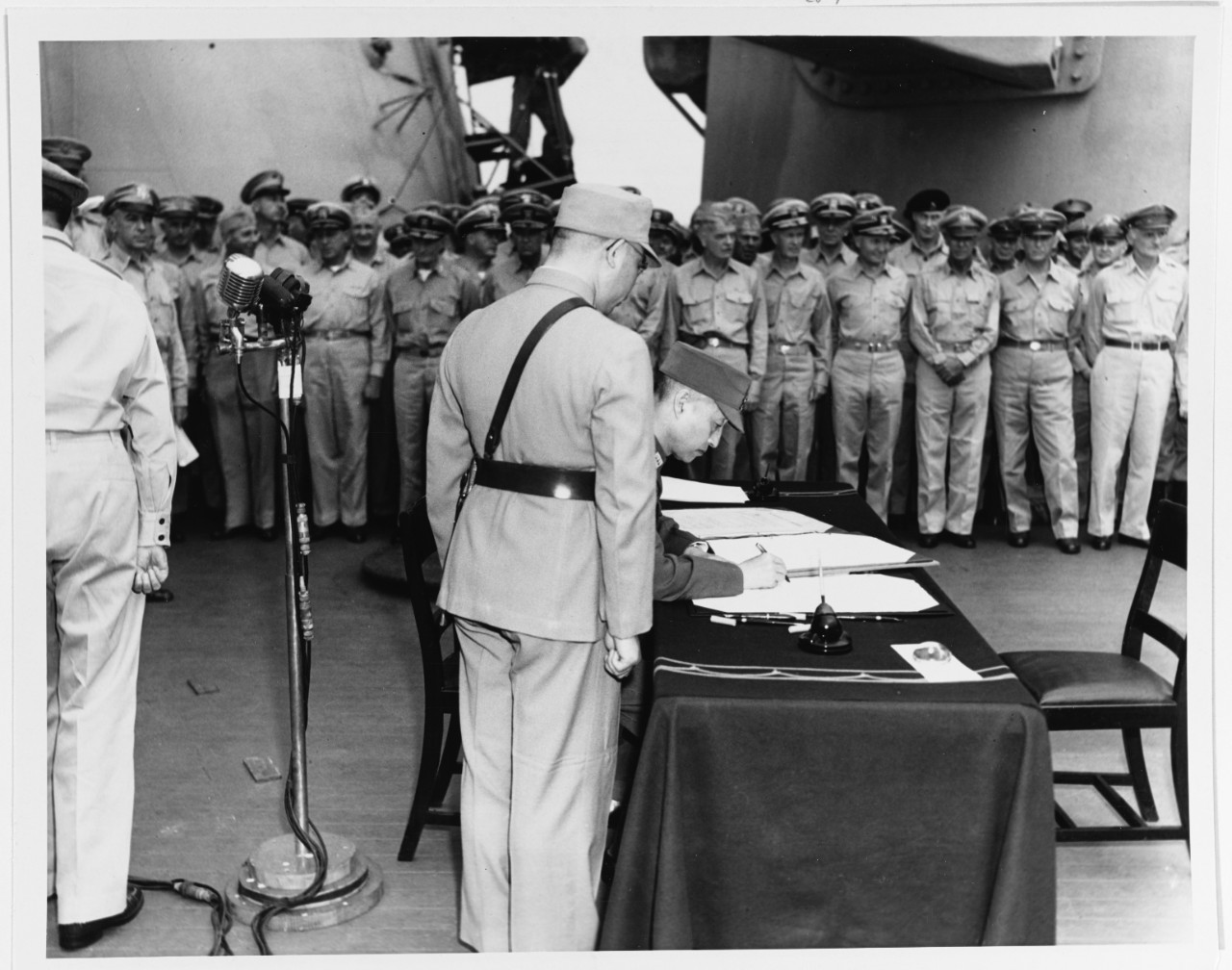 Photo #: SC 213698  Surrender of Japan, Tokyo Bay, 2 September 1945