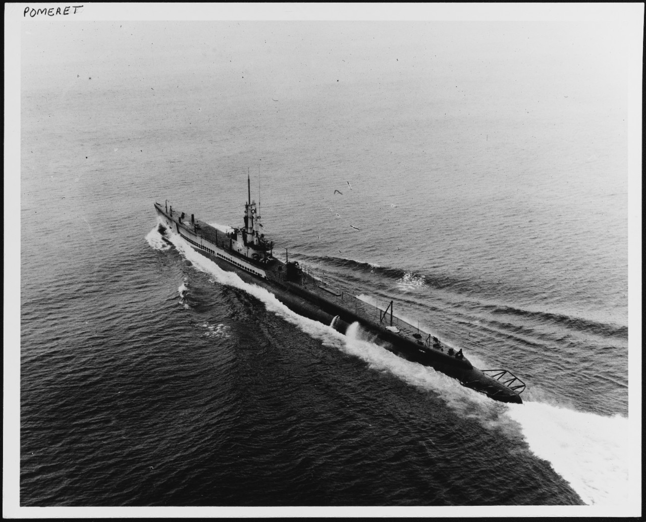 Photo #: 80-G-1042402  USS Pomfret (SS-391)