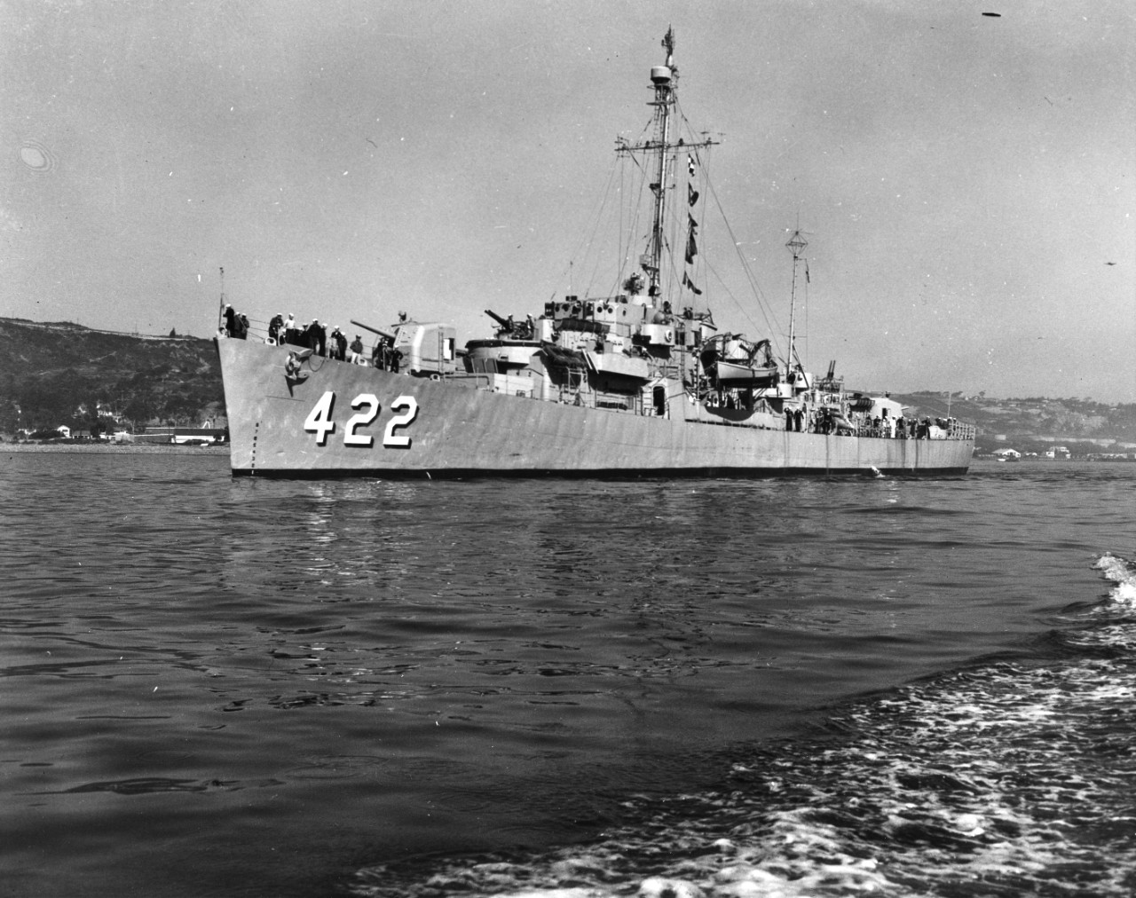 USS Douglas A. Munro (DE-422)