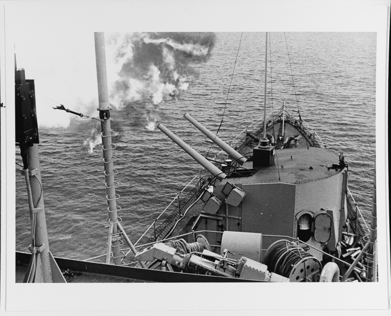 Photo #: USN 1119540  USS Newman K. Perry