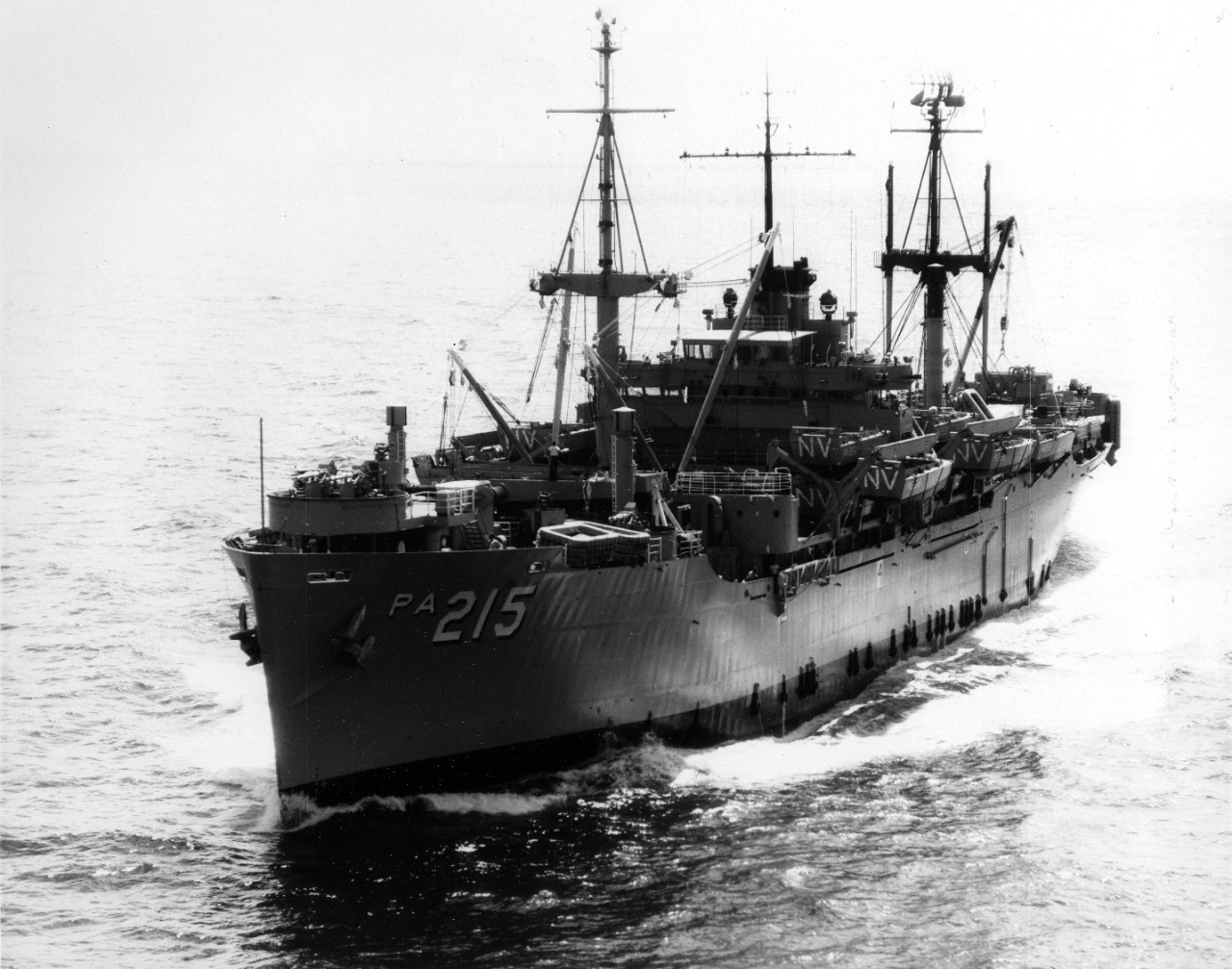 USS Navarro (APA-215)