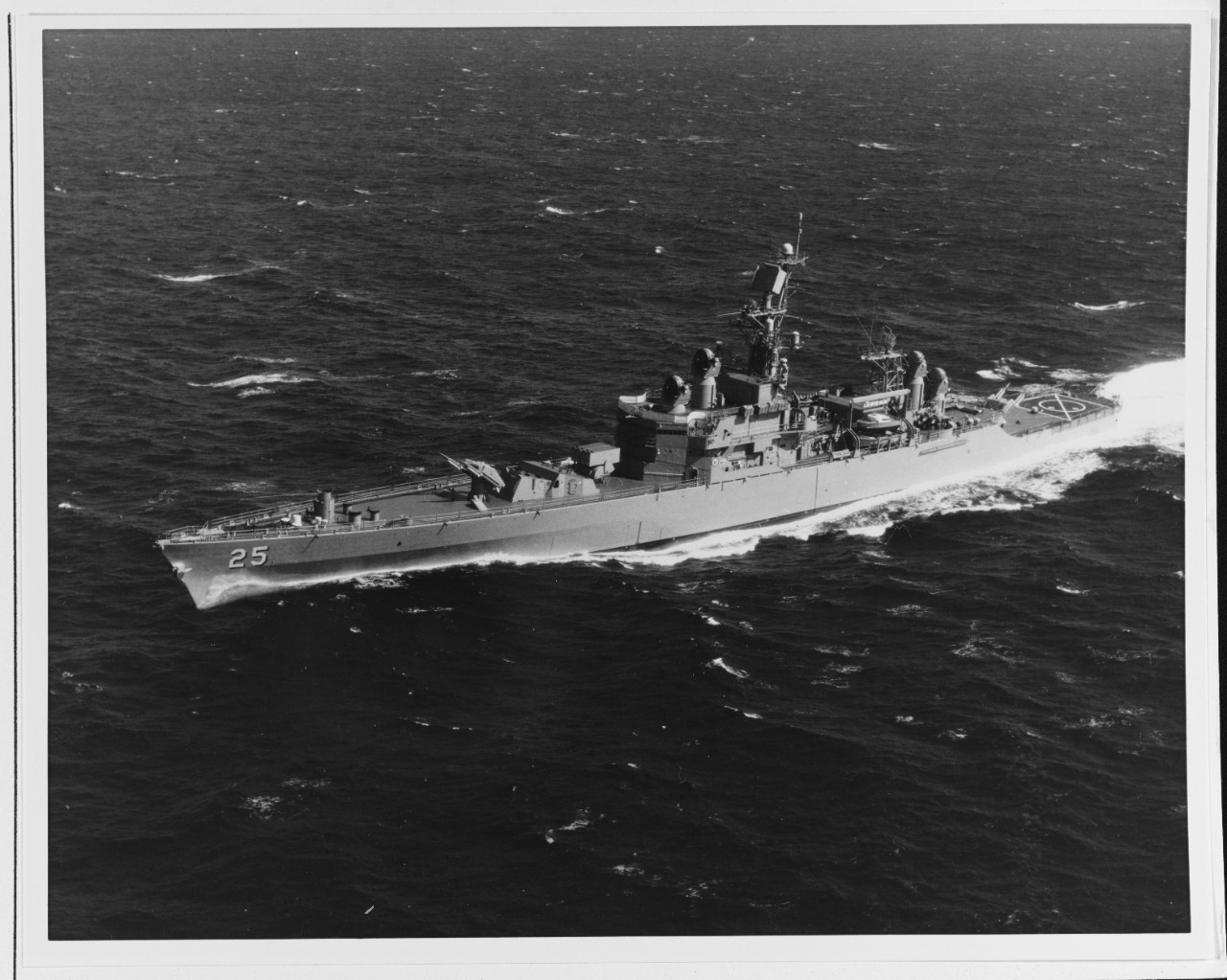 Photo #: USN 1147515  USS Bainbridge (DLGN-25)