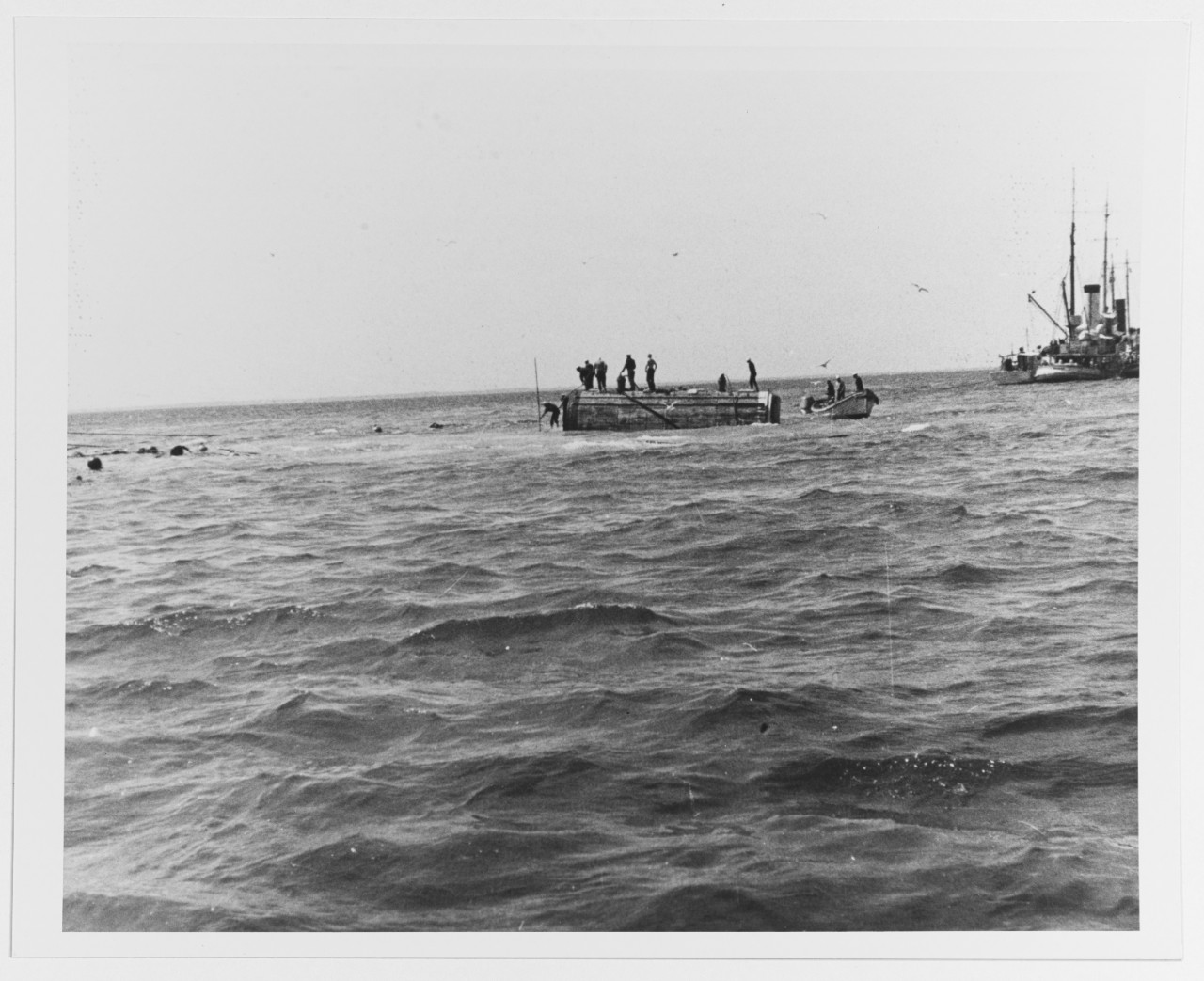 Photo #: USN 1149021  Salvage of USS Squalus (SS-192), 1939