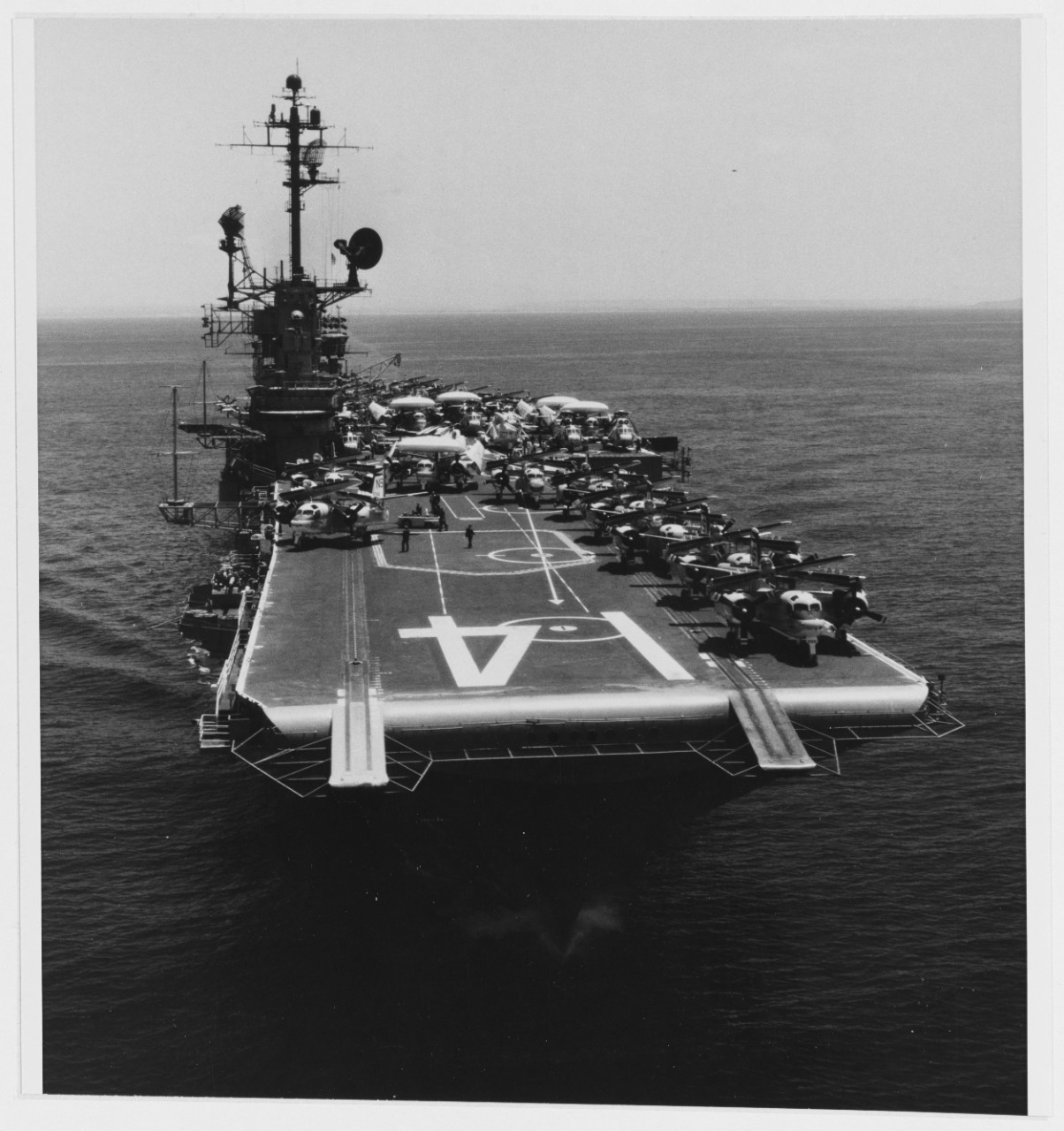 Photo #: USN 1152586  USS Ticonderoga (CVS-14)
