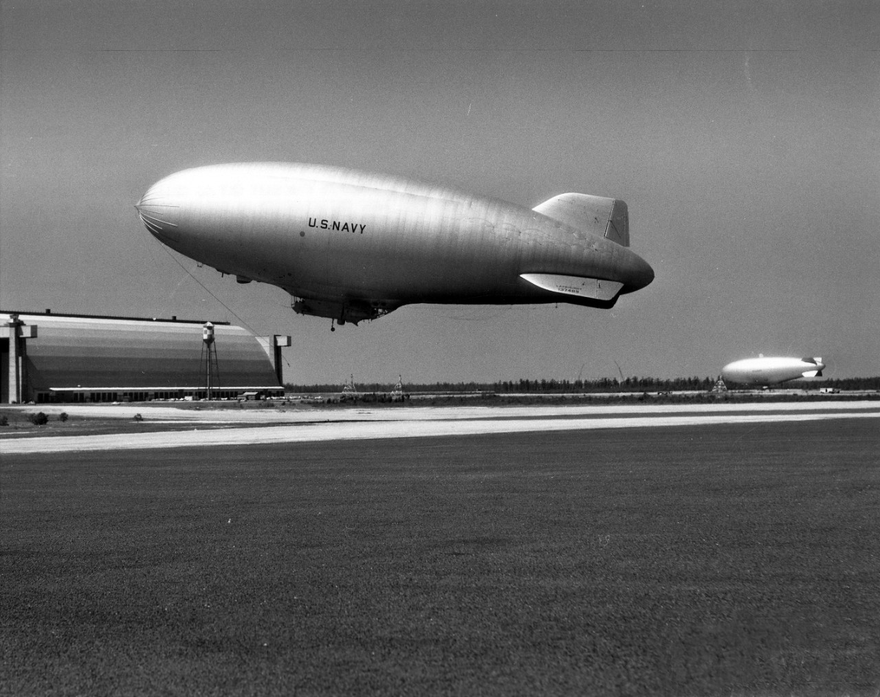 <p>SK type airship taking off from Naval Air Station Lakehurst, circa 1956.</p>

