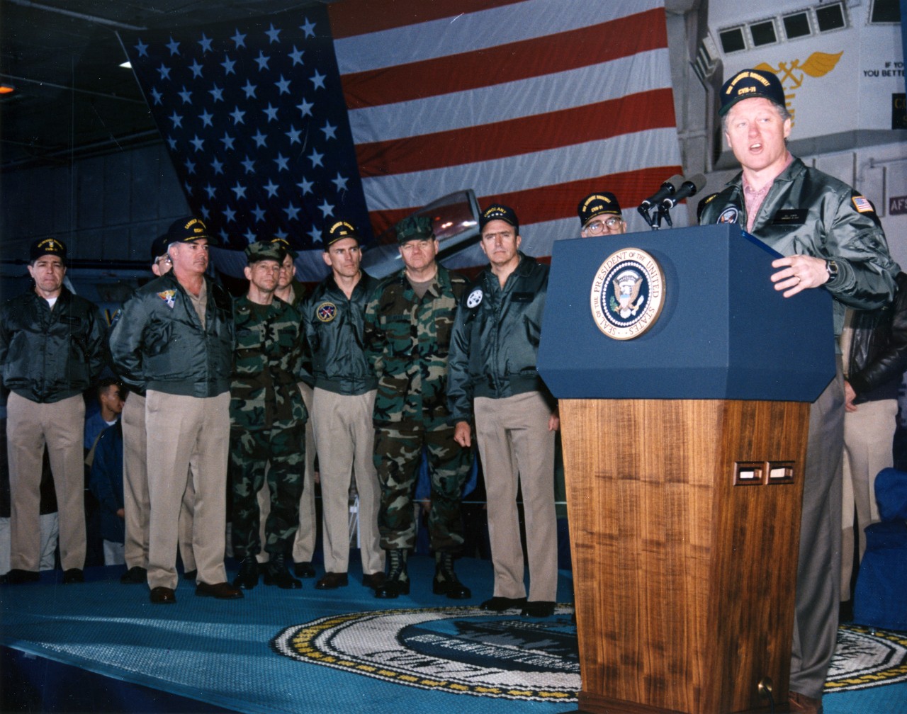 <p>DN-SC-93-03262 President Clinton addressing crew of USS Theodore Roosevelt (CVN 71)</p><div style="left: -10000px; top: 0px; width: 9000px; height: 16px; overflow: hidden; position: absolute;"><div>&nbsp;</div></div>
