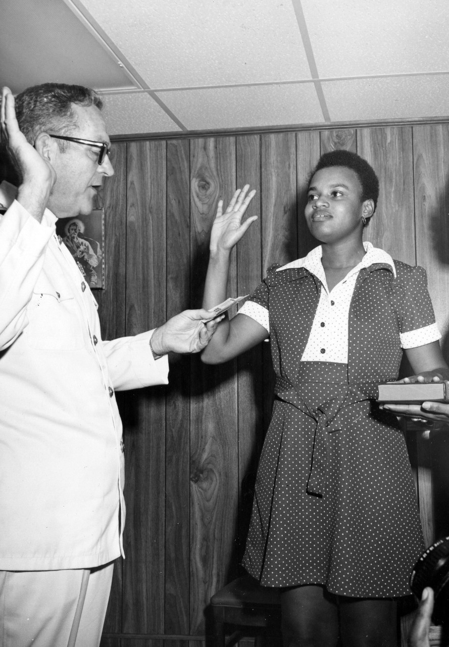 <p>Vivian McFadden, the first black female to serve as a chaplain in the U.S. Navy after she was sworn into the Navy by Rear Admiral Francis L. Garrett, Chief of Chaplains.&nbsp;</p>
