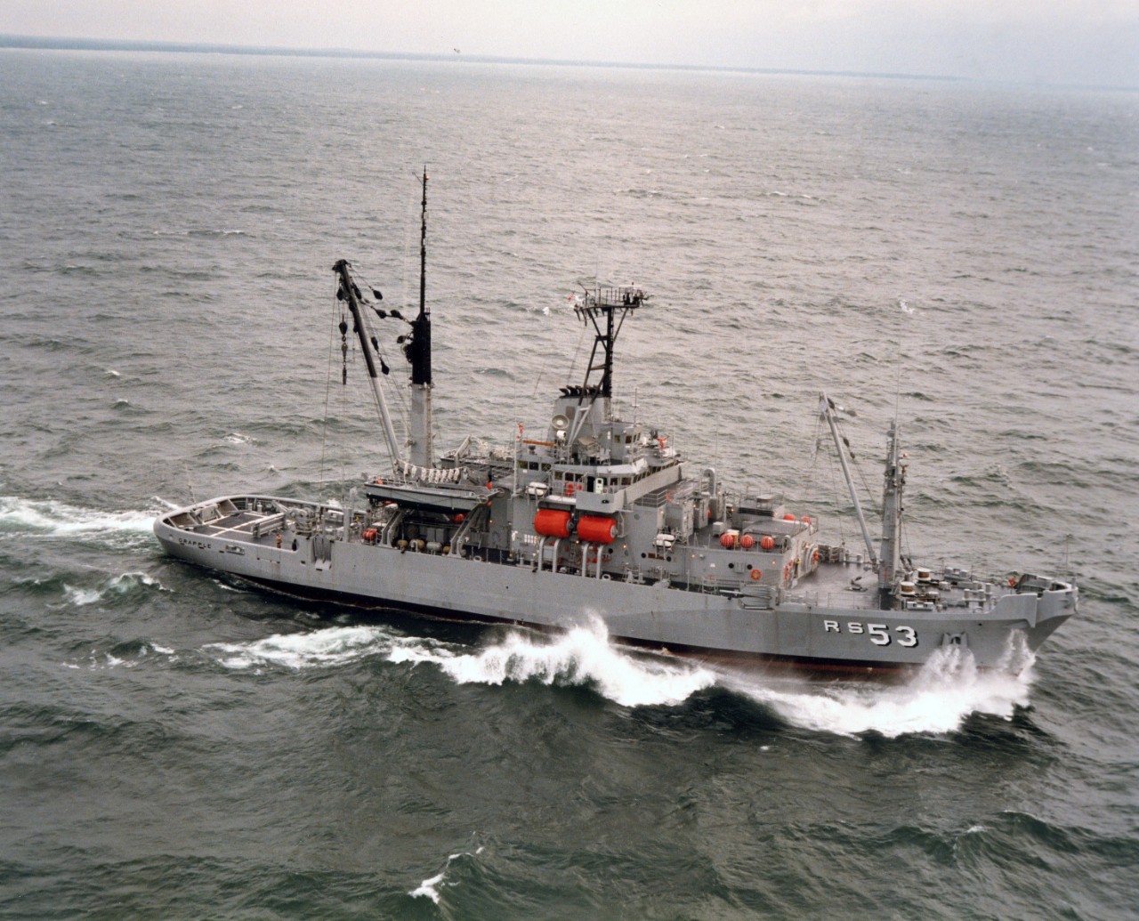 USS Grapple (ARS-53)