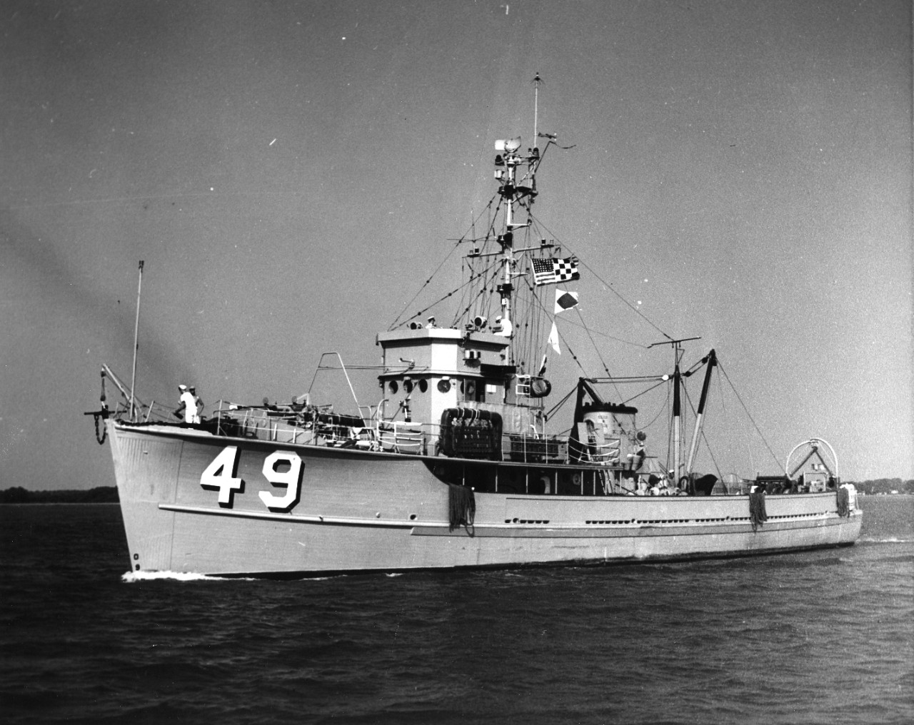 USS Lorikeet (AMS-49)
