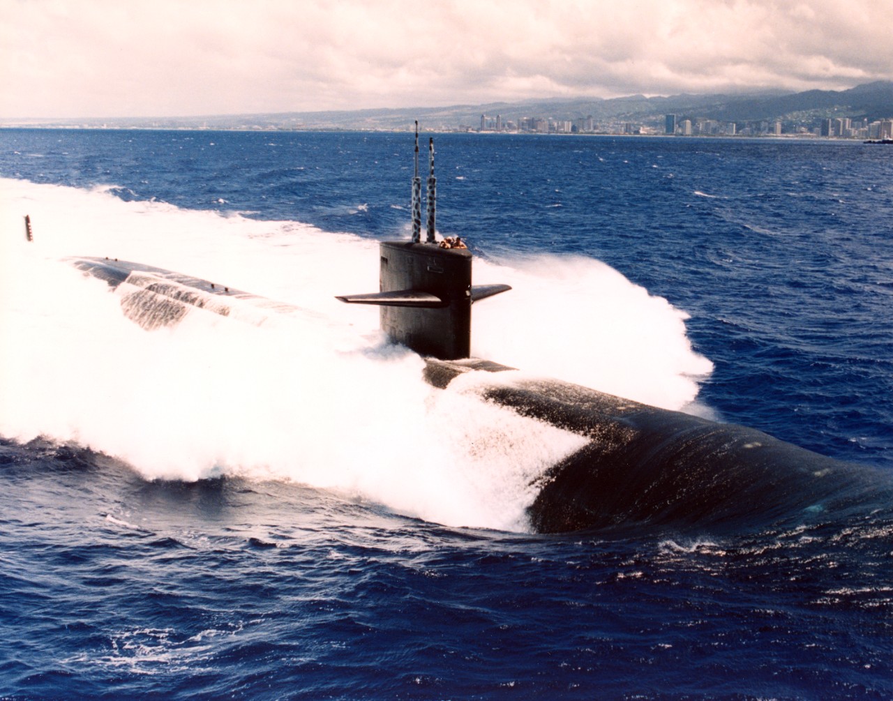 USS New York City (SSN-696)