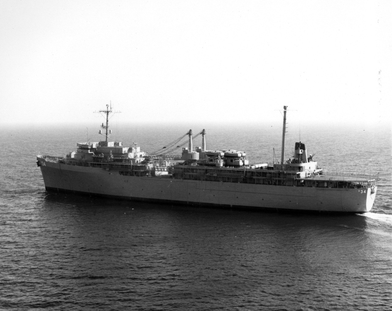 L45-42.08.06 USS Canopus (AS-34)