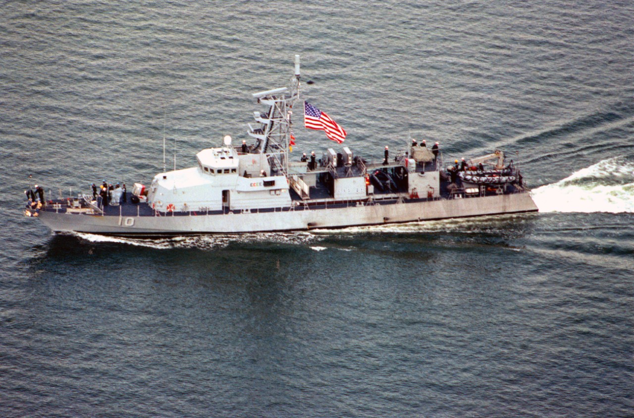 USS Firebolt (PC-10) underway at Hampton Roads, Virginia, as the vessels returns from a Mediterranean deployment