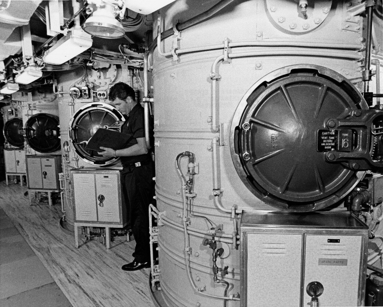 <p>L55-15.02.08 Systems Check of Polaris Missile Compartment USS John Adams (SSBN-620)</p>

