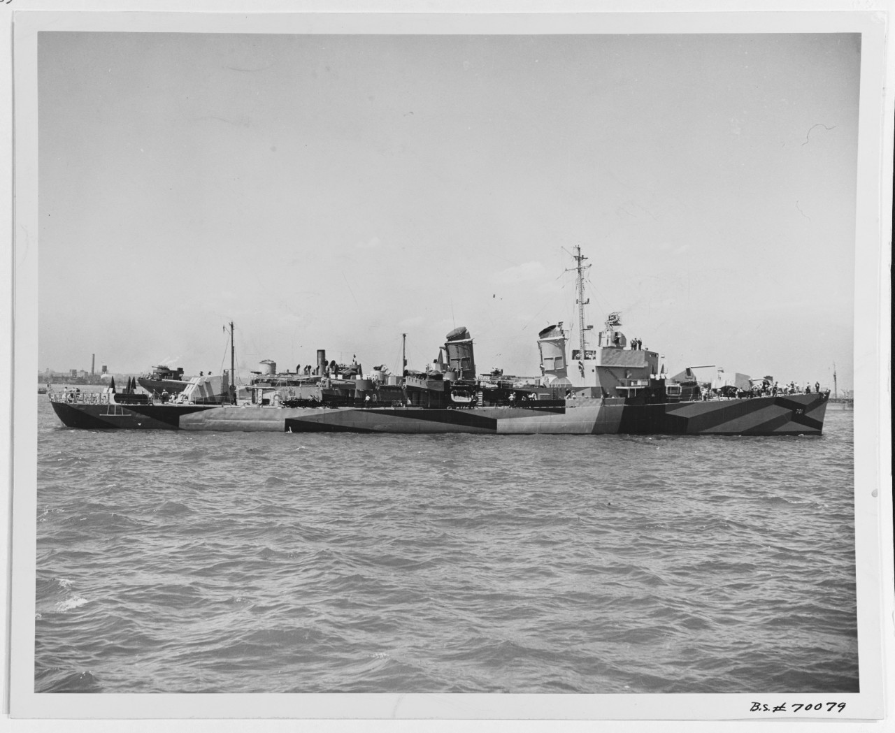 USS JOHN W. WEEKS (DD-701)