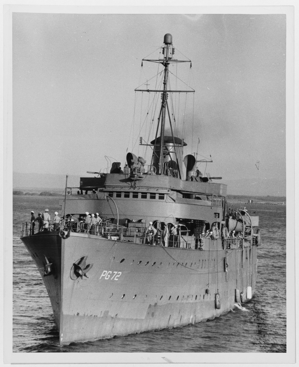 26-G-4431 USS NOURMAHAL (PG-72)