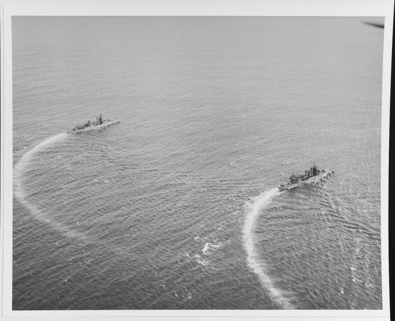 USS PORTLAND (CA-33) and USS SAN FRANCISCO (CA-38) (R)