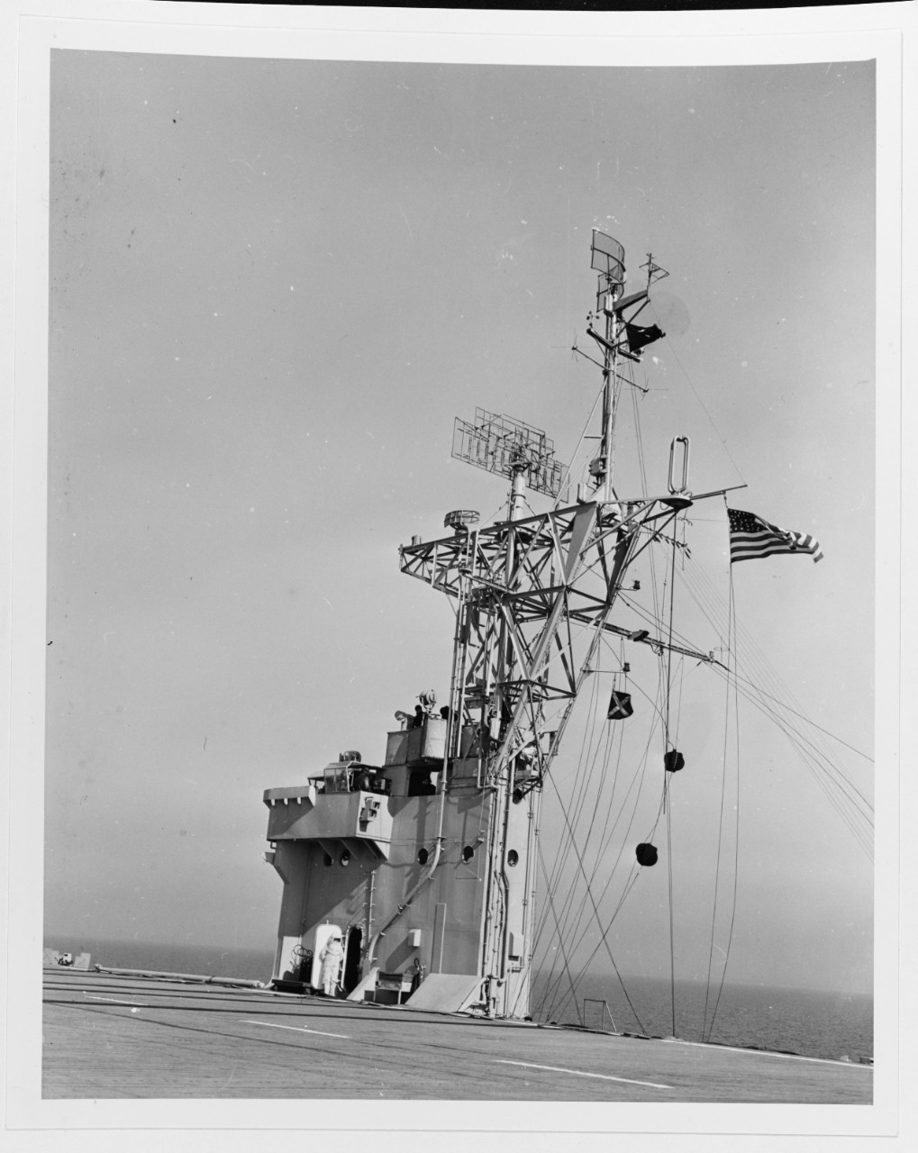 USS CHARGER (CVE-30)