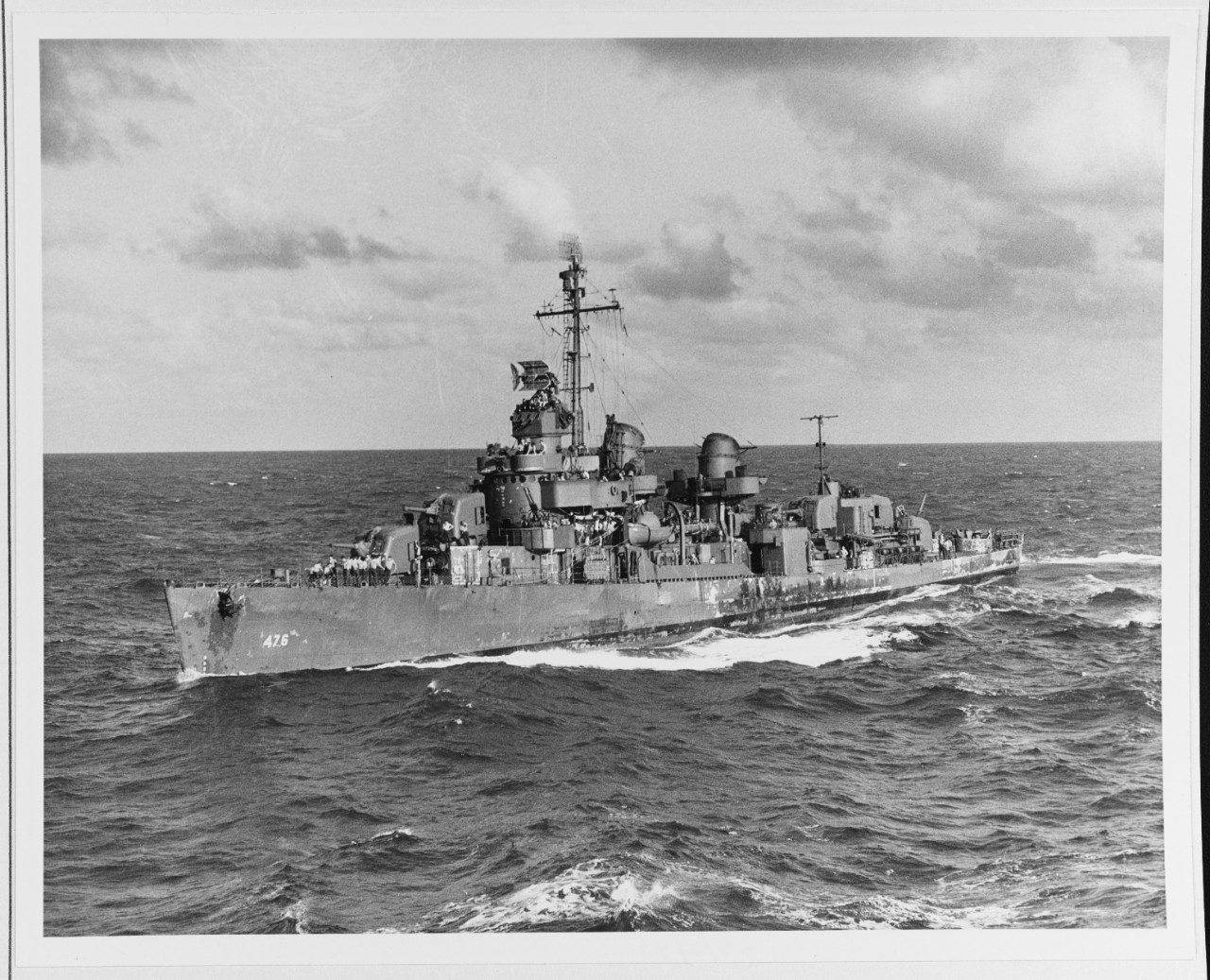 USS HUTCHINS (DD-476)