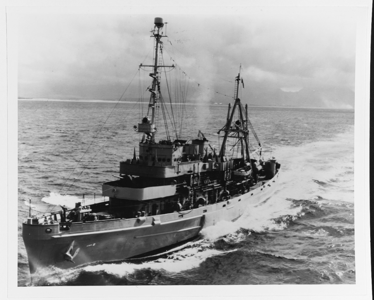 USS COUCAL (ASR-8)