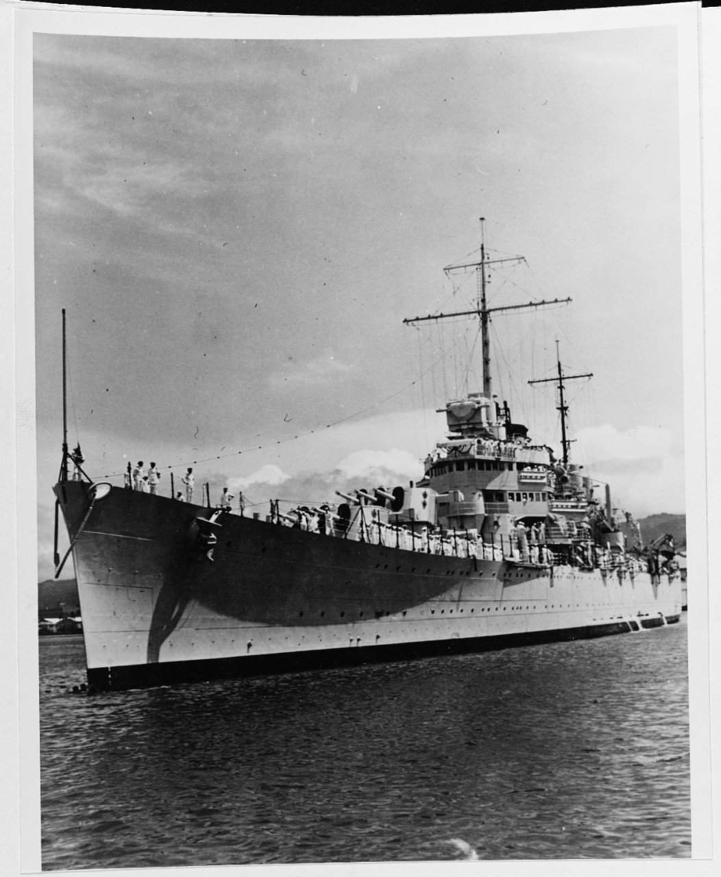 USS HONOLULU (CL-48)