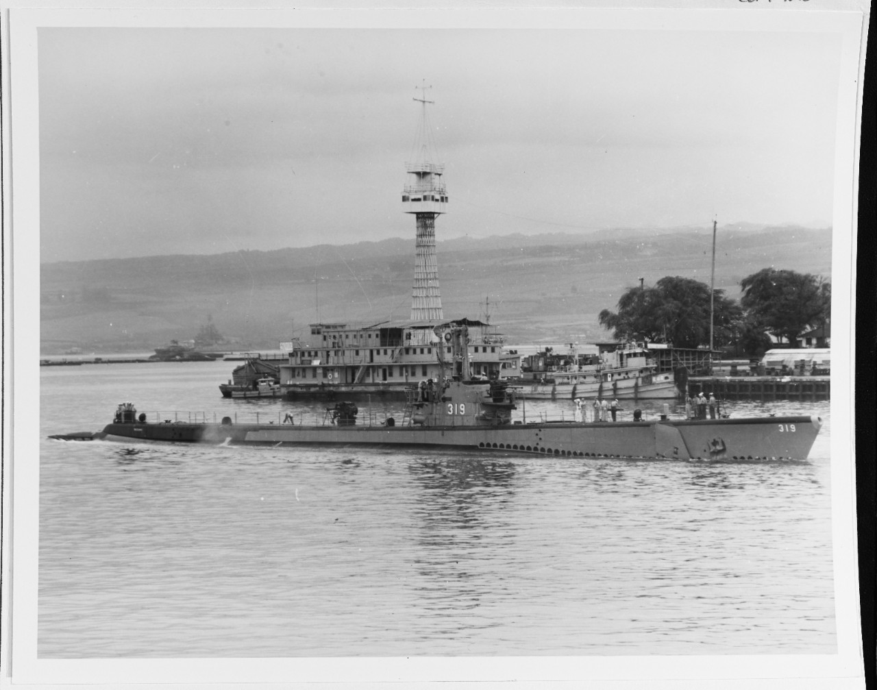 USS BECUNA (SS-319)