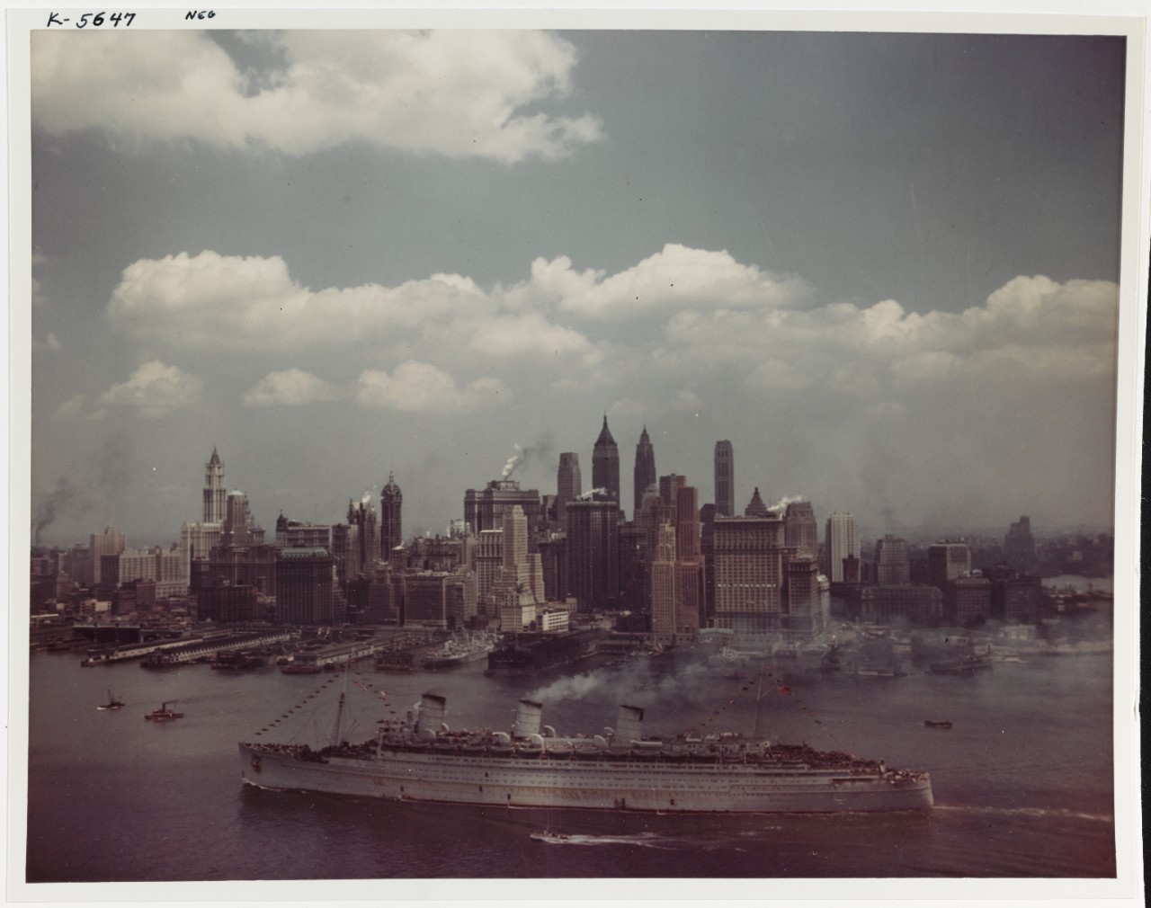 QUEEN MARY arrives in New York City, with thousands of U.S. troops on board, 20 June 1945