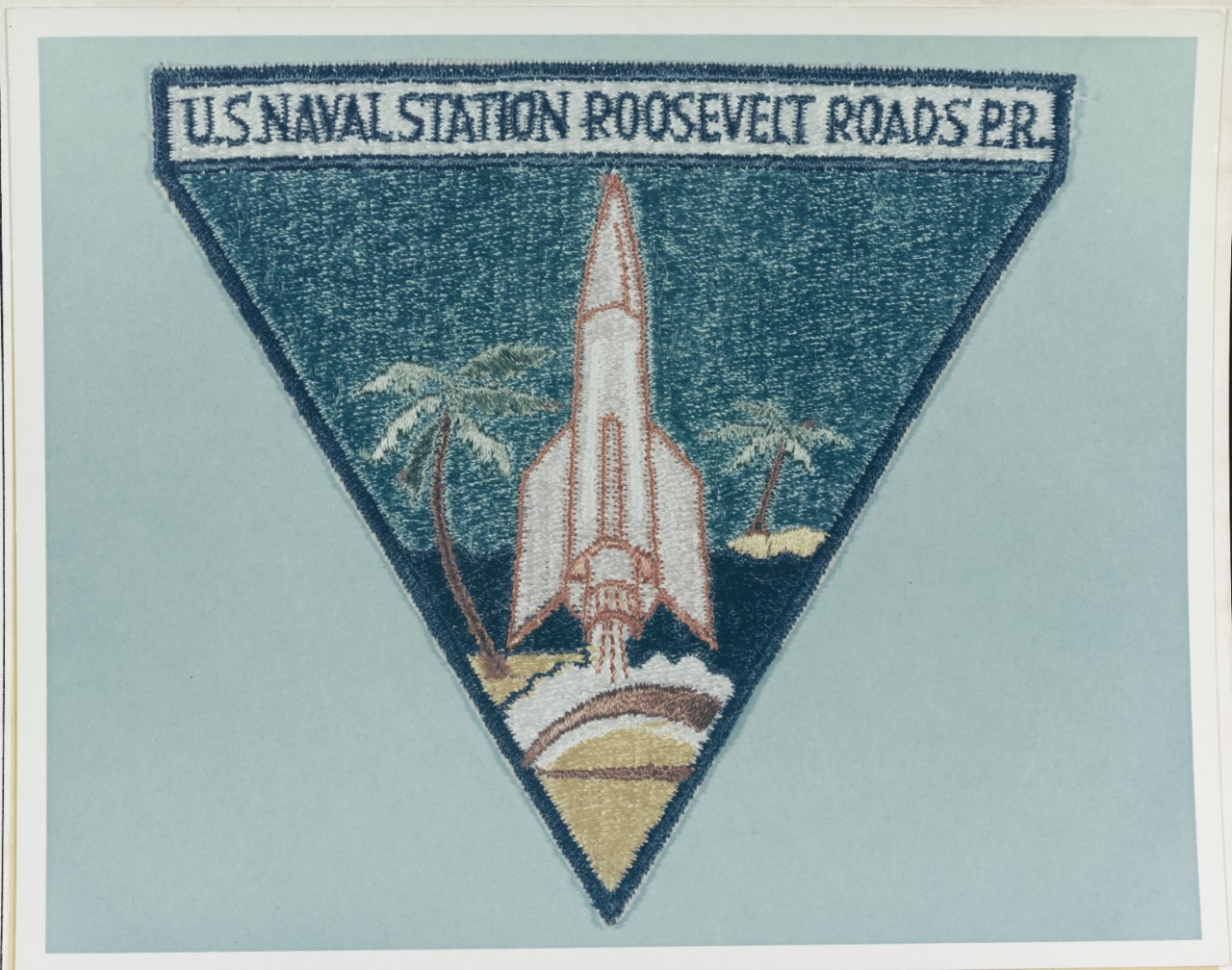 Insignia: U.S. Naval Airs Station, Roosevelt Roads, Puerto Rico. 1961