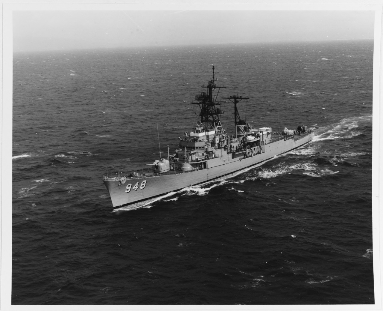 USS MORTON (DD-948)