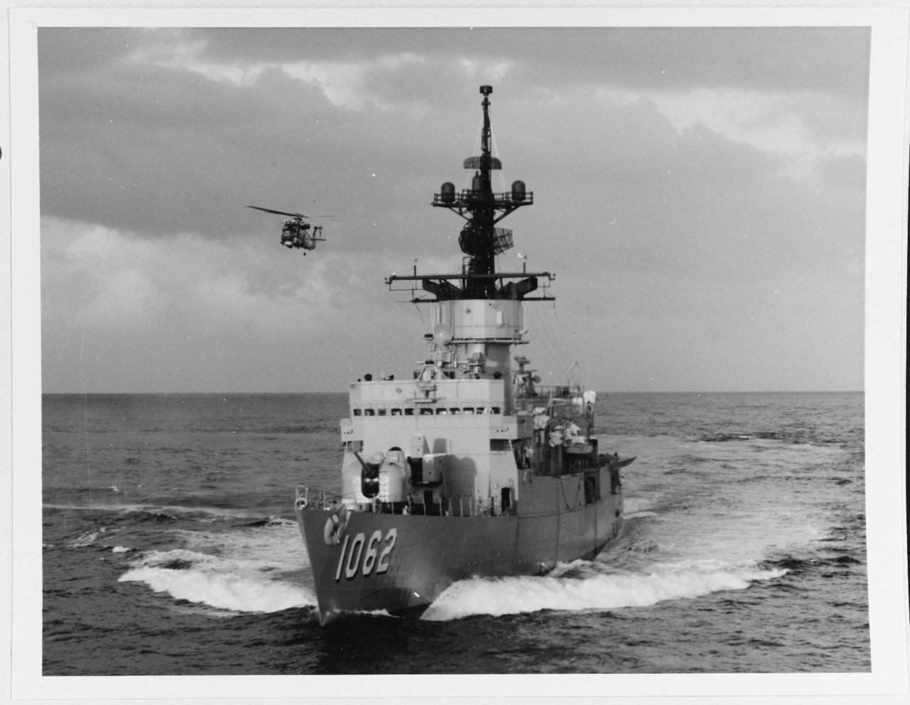 USS WHIPPLE (FF-1062)