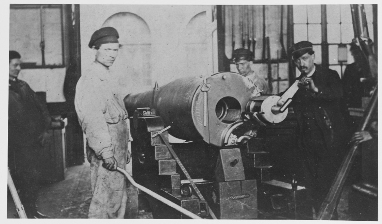 Ruelle breech-loading gun