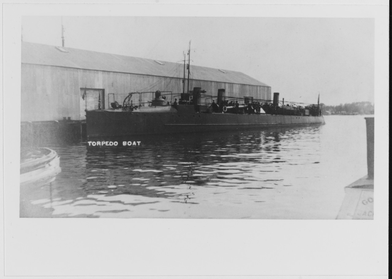 Photo #: NH 100916  U.S. Navy Torpedo Boat