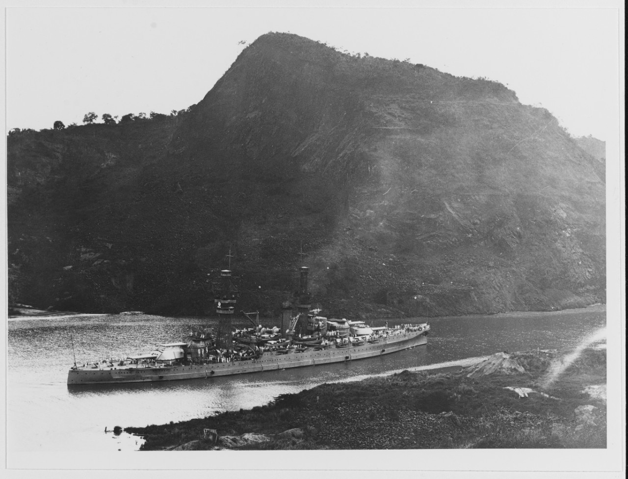 USS ARIZONA (BB-39) in the Gaillard Cut, Panama Canal, circa the early 1920s