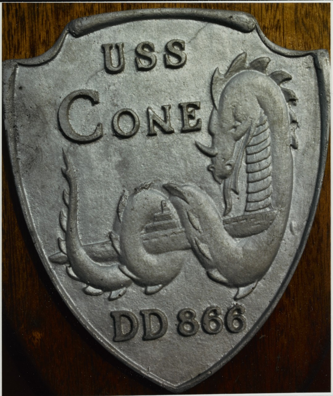 Insignia: USS CONE (DD-866)
