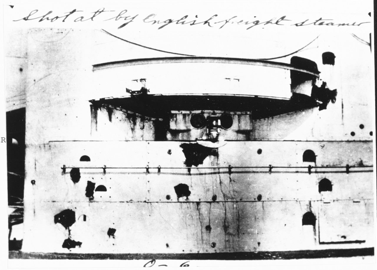 USS O-6 (SS-67), shot at by English freight steamer