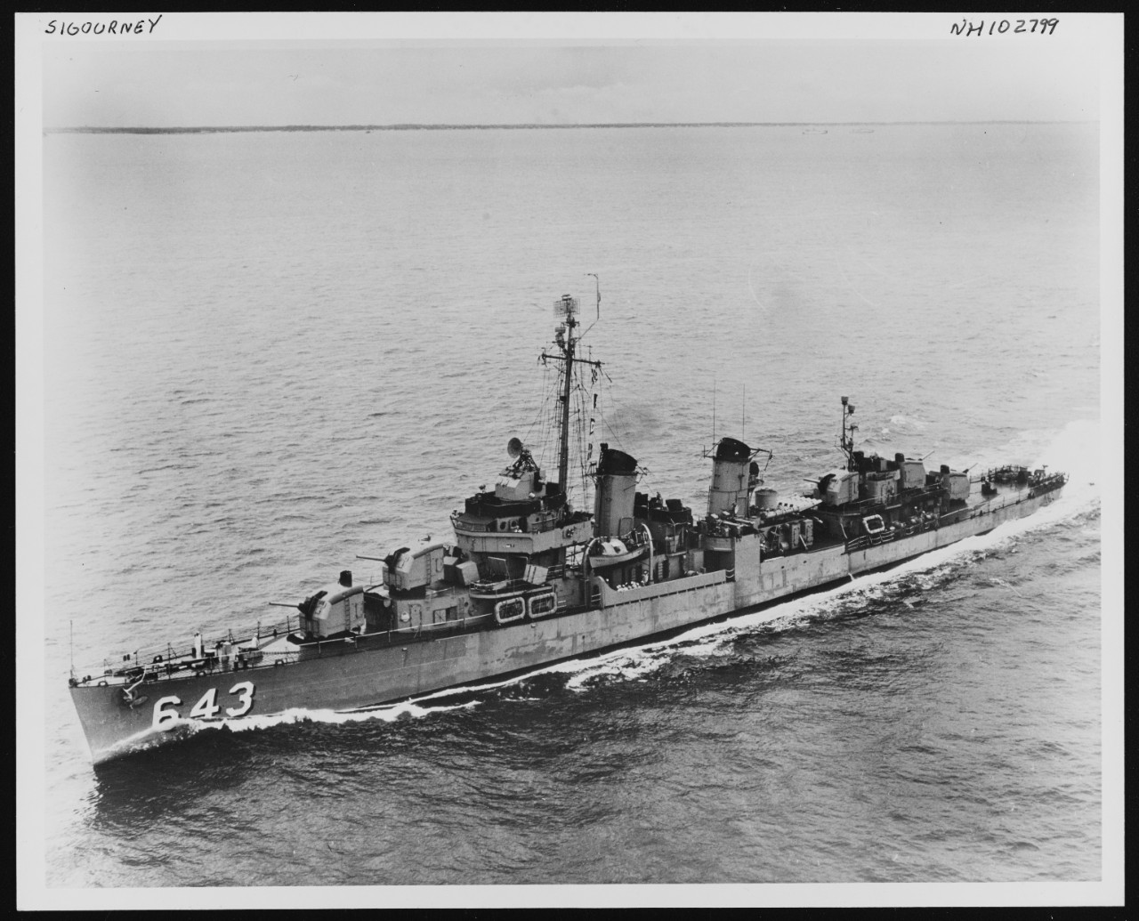 Photo #: NH 102799  USS Sigourney