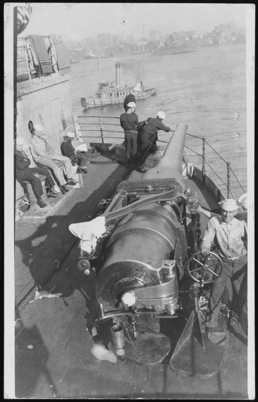 Photo #: NH 103356  USS President Lincoln