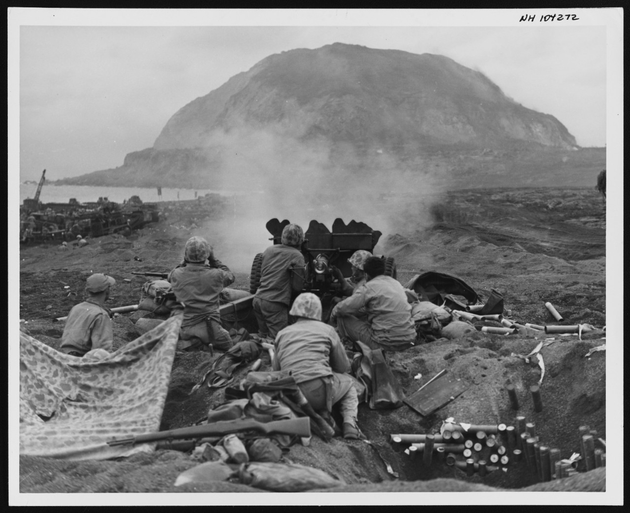 Photo #: NH 104272  Iwo Jima Operation, 1945