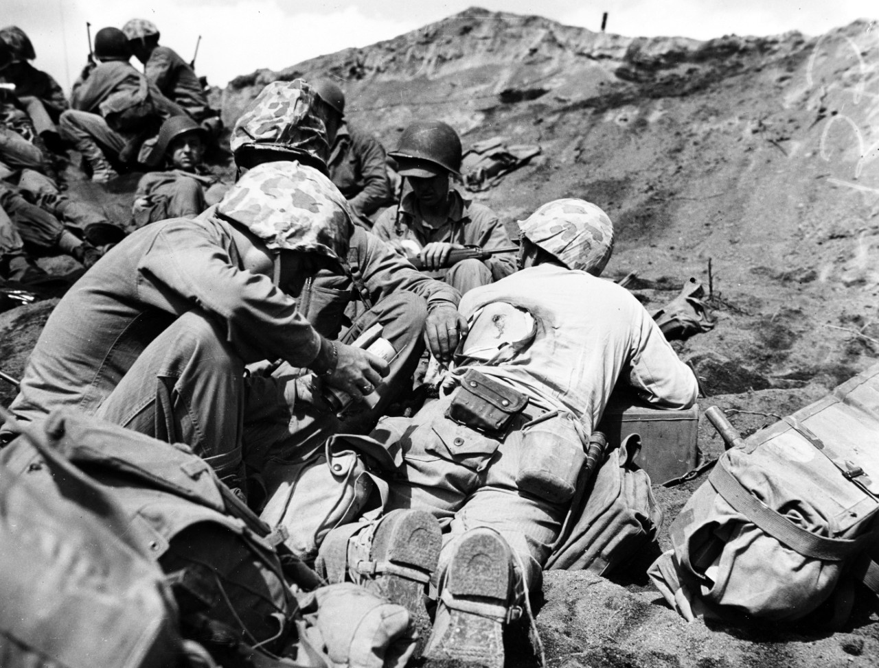 Photo #: NH 104299  Iwo Jima Operation, 1945