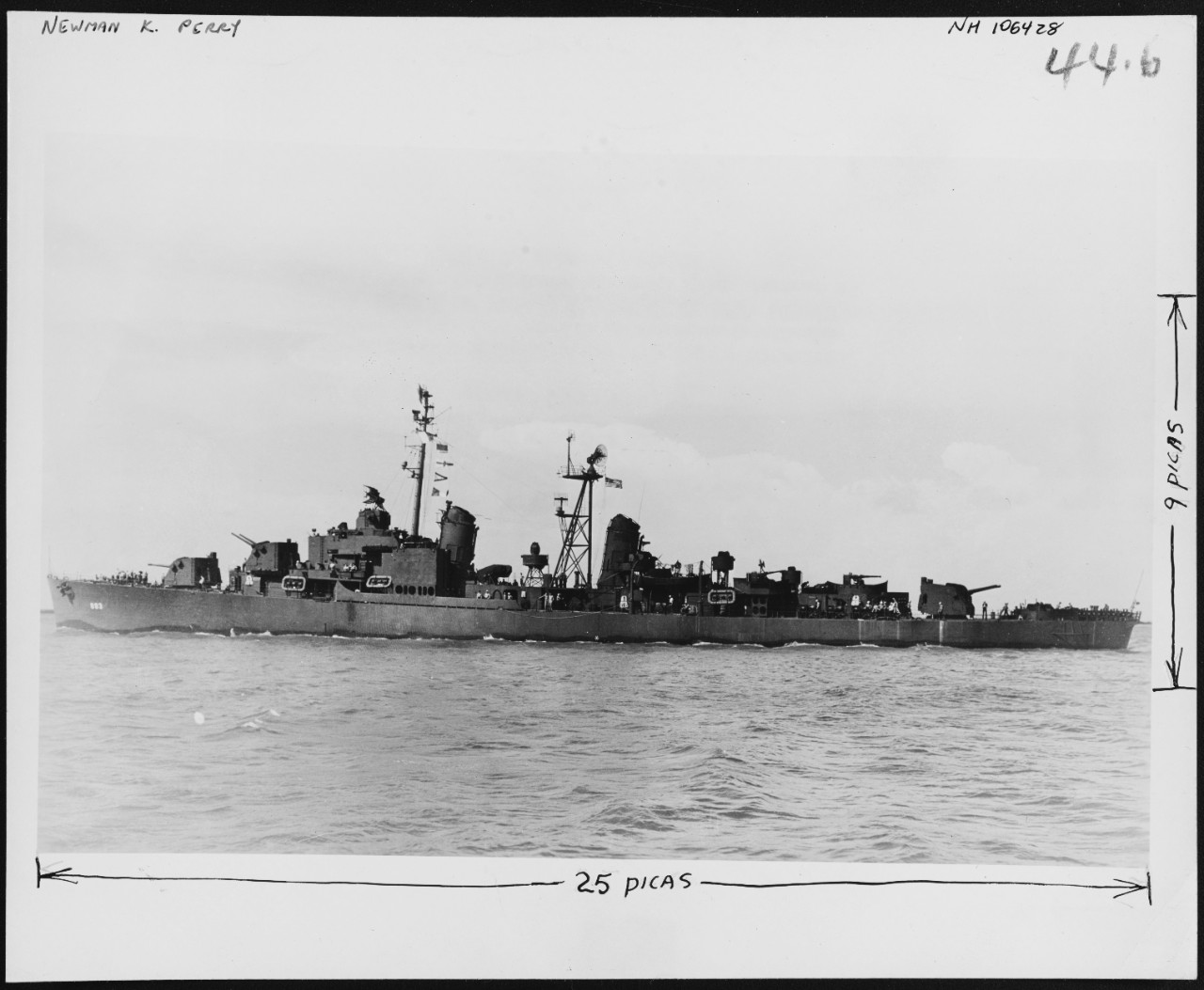 Photo #: NH 106428  USS Newman K. Perry