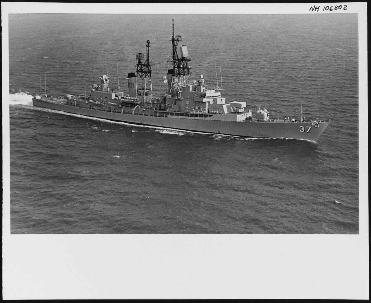 Photo # NH 106802  USS Farragut