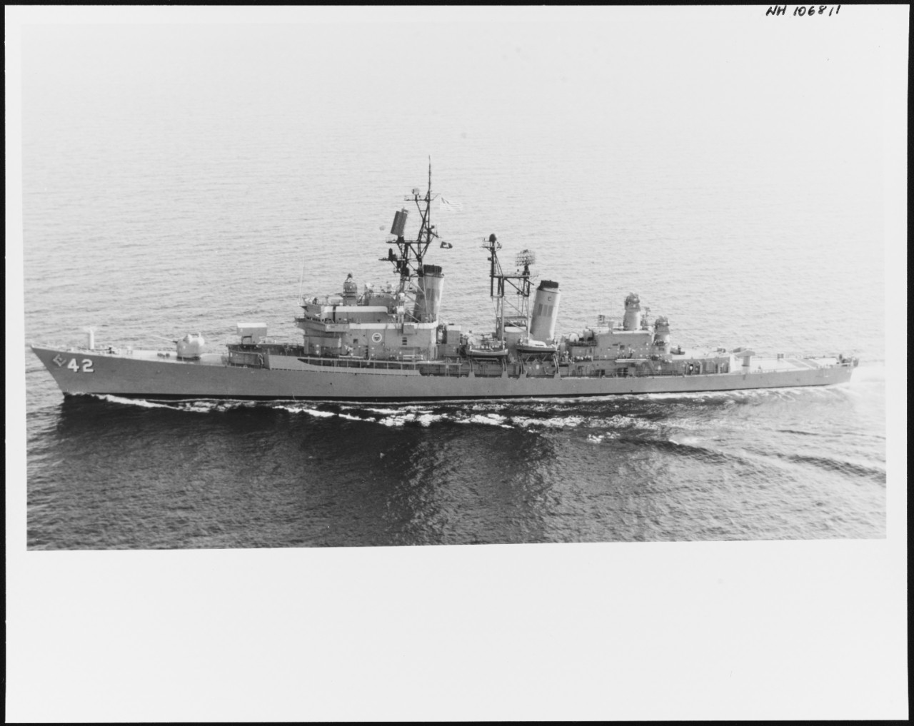 Photo # NH 106811  USS Mahan