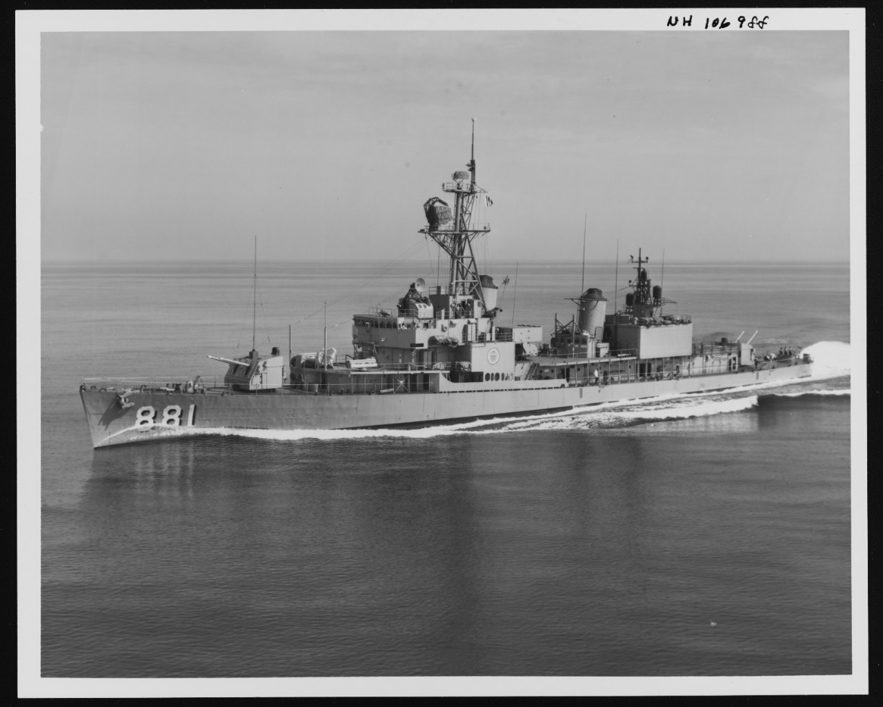 Photo # NH 106988  USS Bordelon