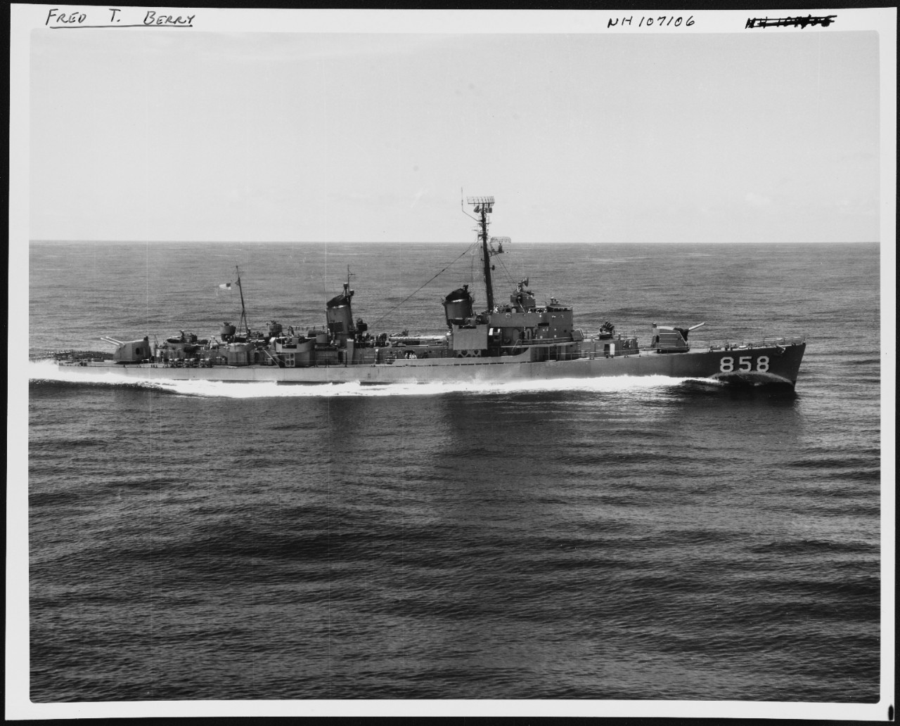 Photo #: NH 107106  USS Fred T. Berry