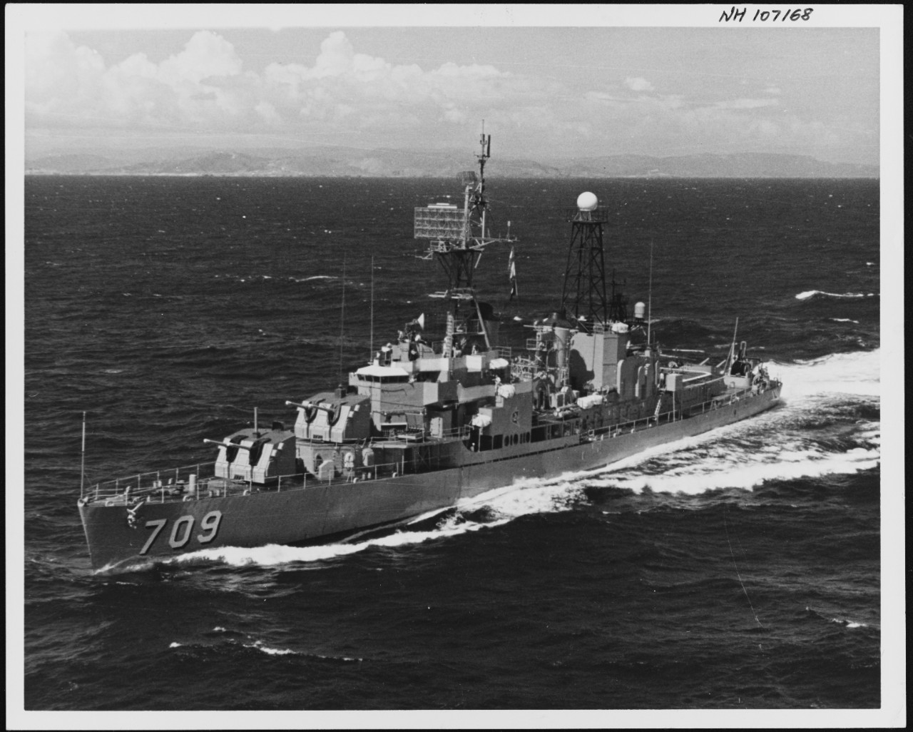 Photo #: NH 107168  USS Hugh Purvis