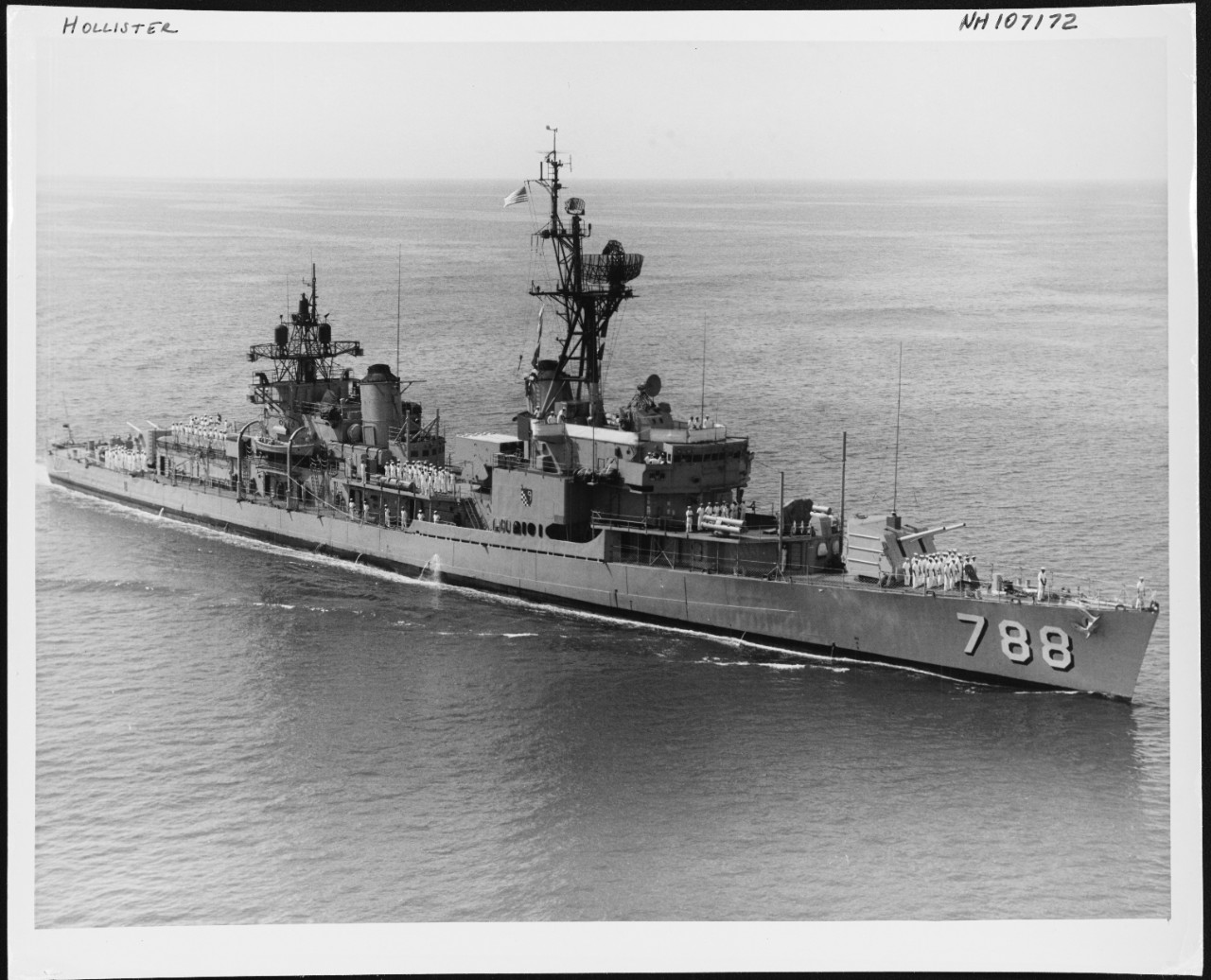 Photo #: NH 107172  USS Hollister