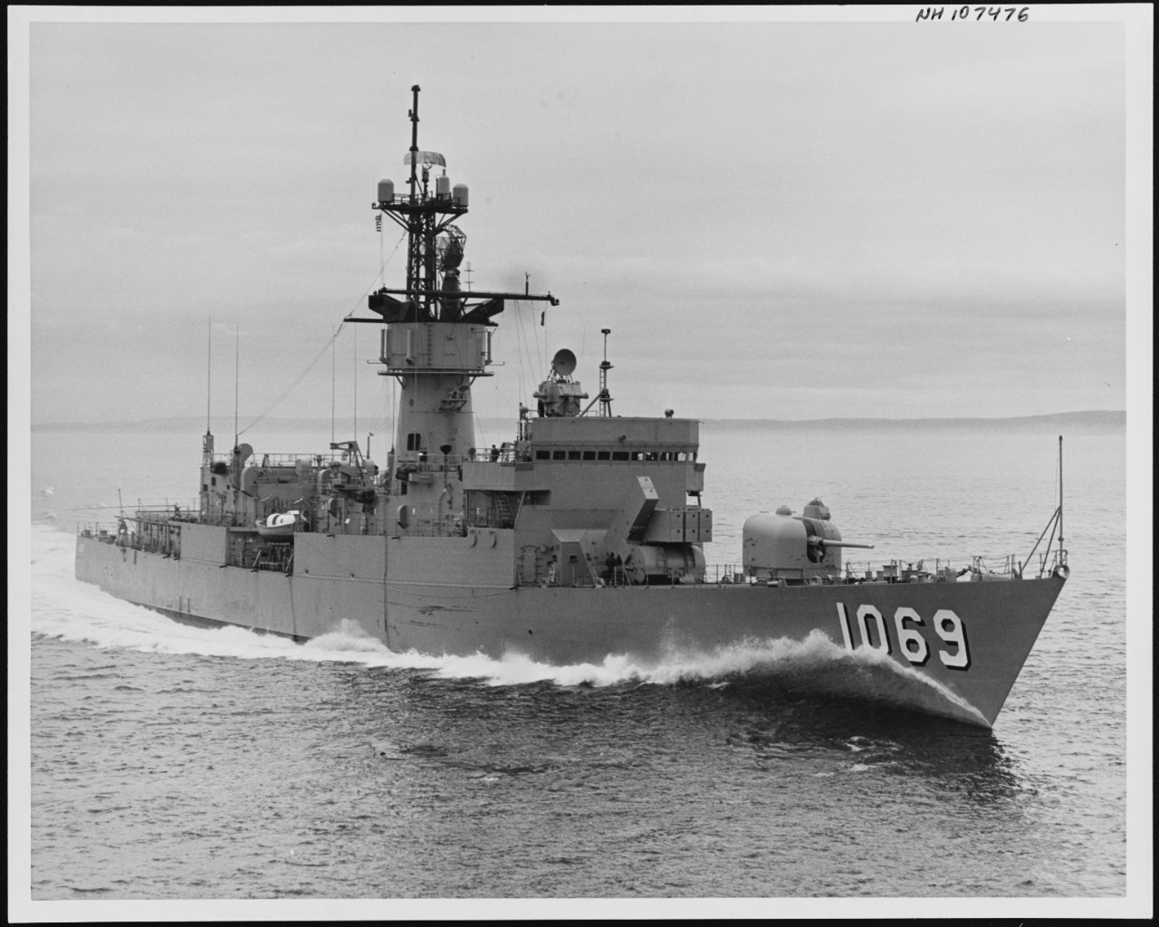 Photo #: NH 107476  USS Bagley