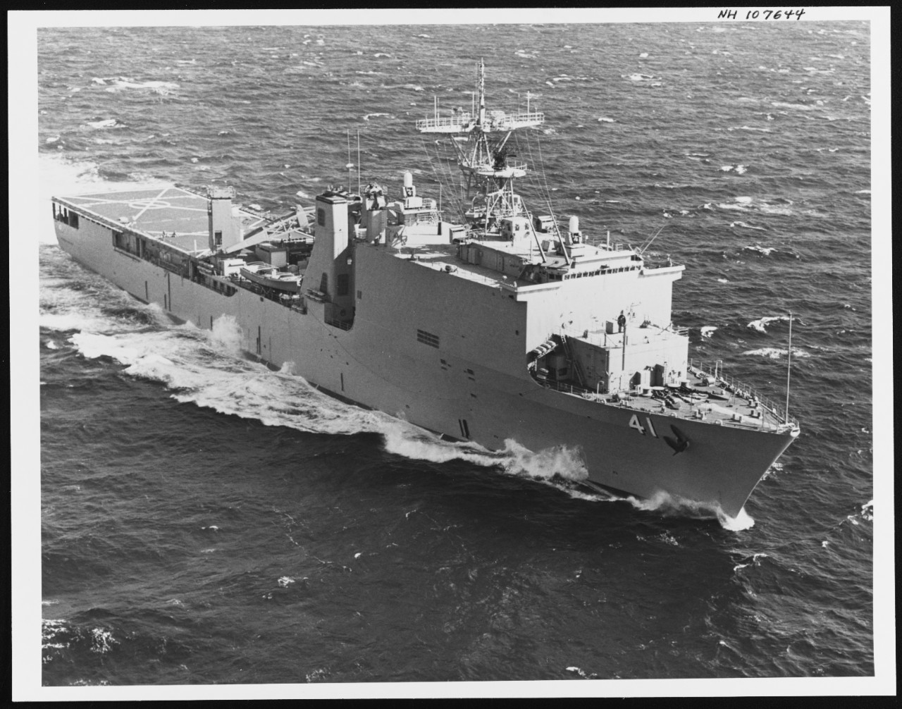 Photo #: NH 107644  USS Whidbey Island